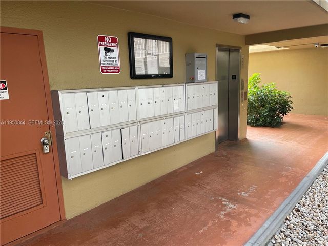 4235 N University Dr 107, Sunrise, FL 33351