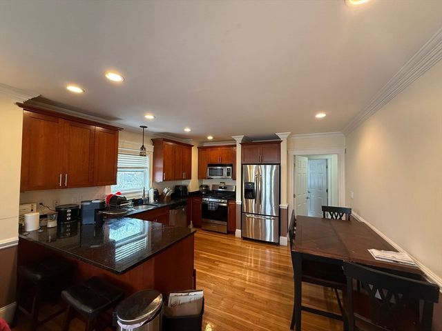 72 Bennett Street 72, Boston, MA 02135