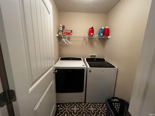 8018 Kismet Drive, Charlestown, IN 47111