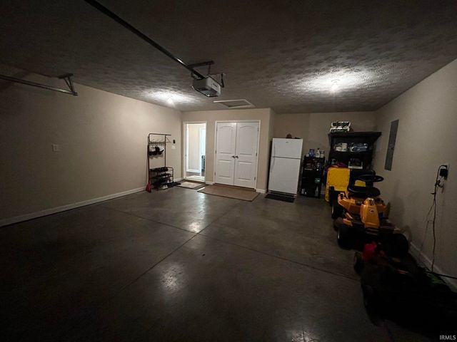 8018 Kismet Drive, Charlestown, IN 47111