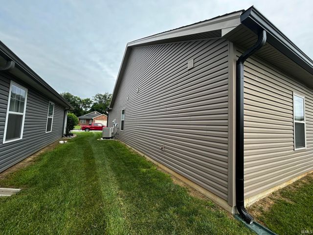 8018 Kismet Drive, Charlestown, IN 47111
