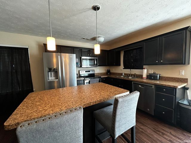 8018 Kismet Drive, Charlestown, IN 47111