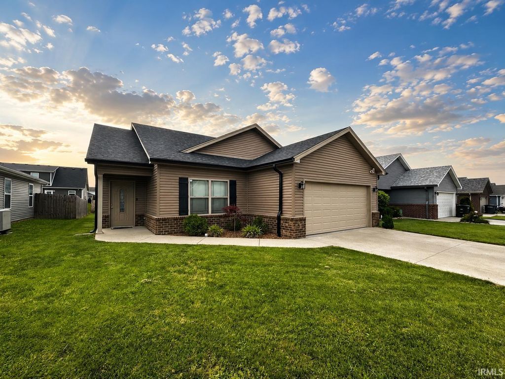 8018 Kismet Drive, Charlestown, IN 47111