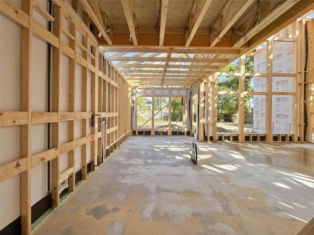 7118 Schiller Street, Houston, TX 77055