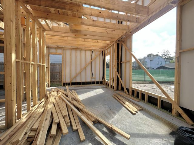 7118 Schiller Street, Houston, TX 77055