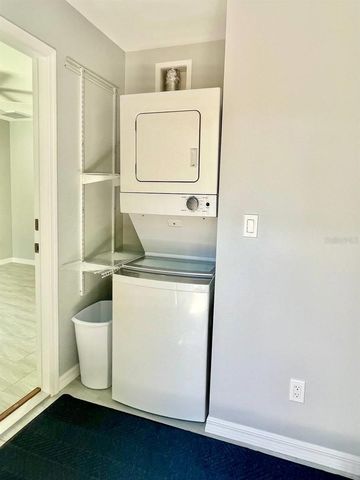 4306 PORPOISE DRIVE B, Tampa, FL 33617