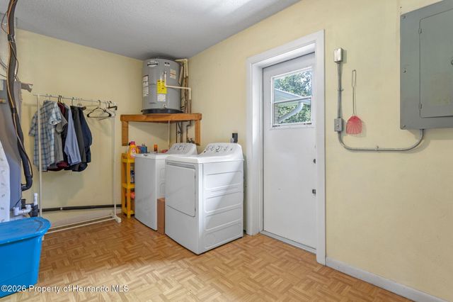 7484 Redbud Lane, Brooksville, FL 34601