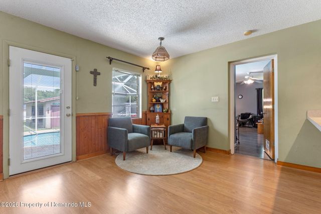 7484 Redbud Lane, Brooksville, FL 34601
