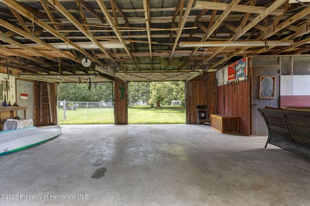 7484 Redbud Lane, Brooksville, FL 34601