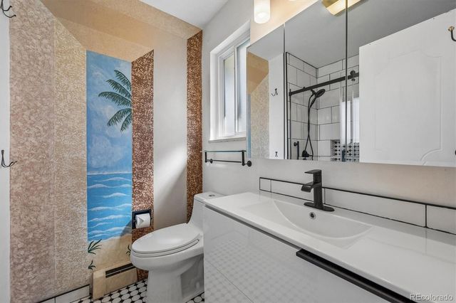 7062 S Washington Street, Littleton, CO 80122