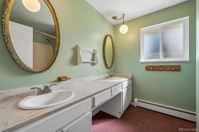 7062 S Washington Street, Littleton, CO 80122