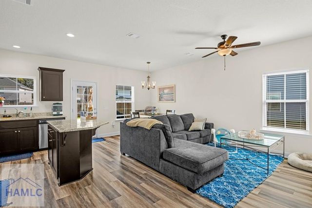1296 Grayson Avenue, Hinesville, GA 31313
