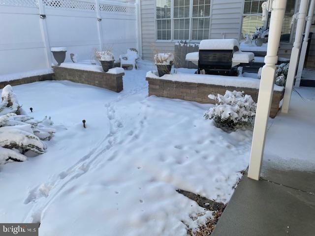 3 JAMESTOWN SQ, Mechanicsburg, PA 17050