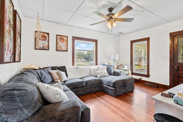 1301 W Culver Road, Knox, IN 46534