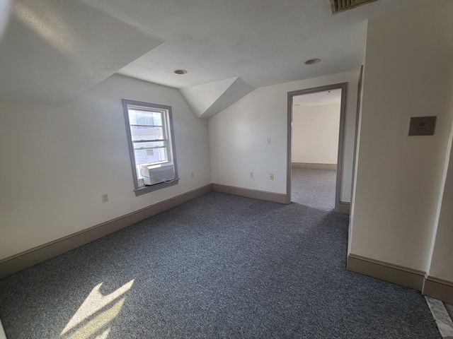 26-28 Leyden St 3, Medford, MA 02155