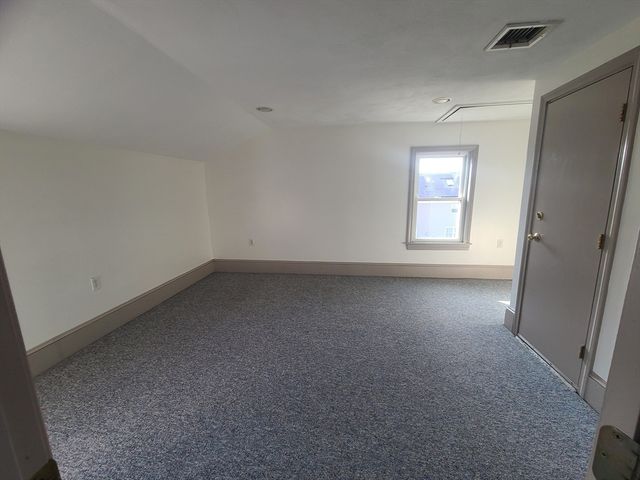 26-28 Leyden St 3, Medford, MA 02155