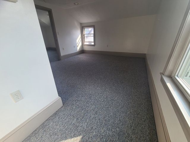 26-28 Leyden St 3, Medford, MA 02155