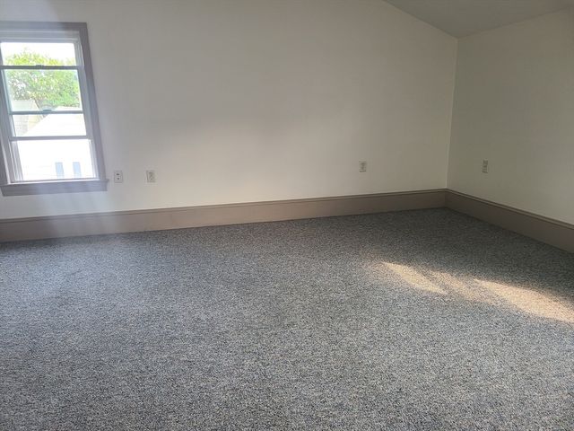 26-28 Leyden St 3, Medford, MA 02155