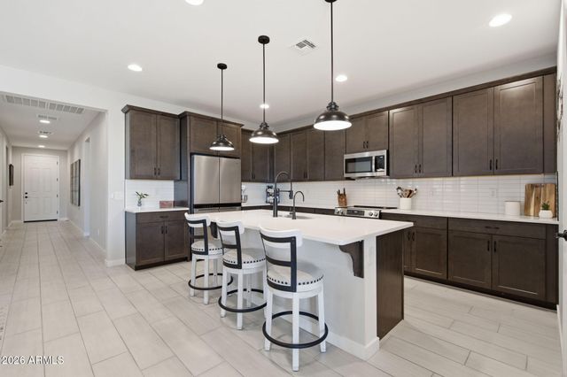 18675 E HELIAN Drive, Gold Canyon, AZ 85118
