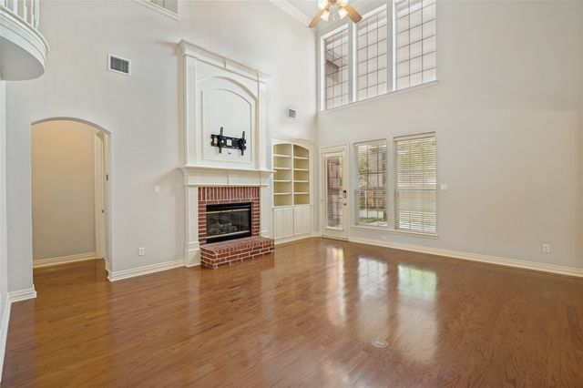 2275 Dame Laurel Lane, Lewisville, TX 75056