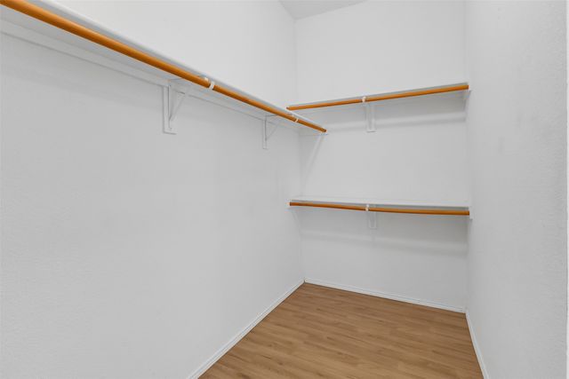 202 Matlock Meadow Drive, Arlington, TX 76002