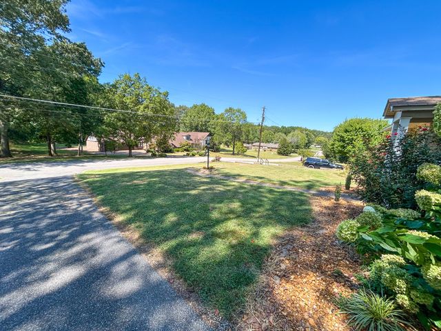 540 Tara Ln, Huntingdon, TN 38344