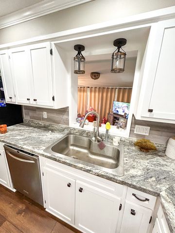 540 Tara Ln, Huntingdon, TN 38344