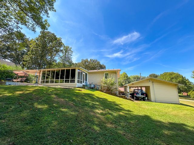 540 Tara Ln, Huntingdon, TN 38344