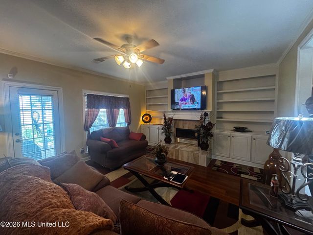 4440 Liverpool Lane, Southaven, MS 38671
