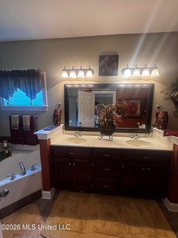 4440 Liverpool Lane, Southaven, MS 38671
