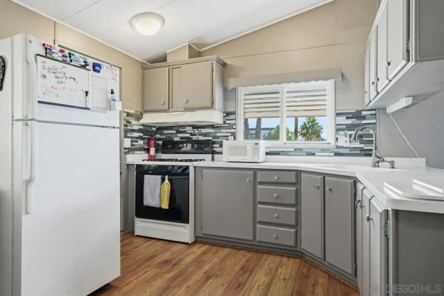 17625 Langlois Rd 16, Dessert Hot Springs, CA 92240