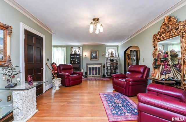 1409 N COLE Court, Peoria, IL 61606