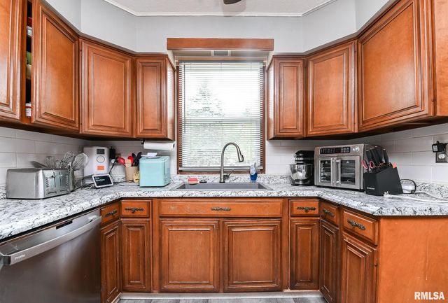 1409 N COLE Court, Peoria, IL 61606