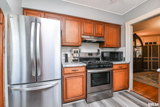 1409 N COLE Court, Peoria, IL 61606