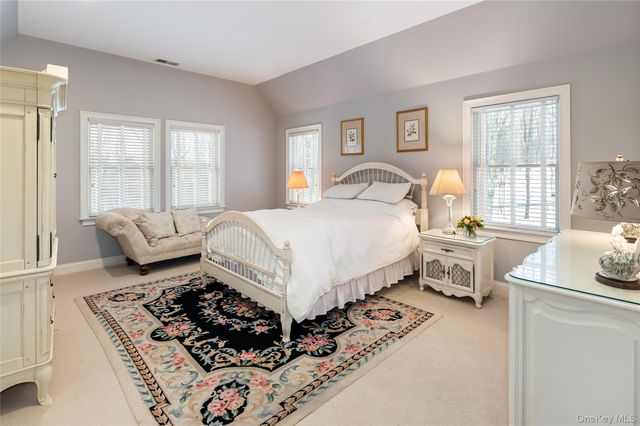 44 Scofield Road, Pound Ridge, NY 10576