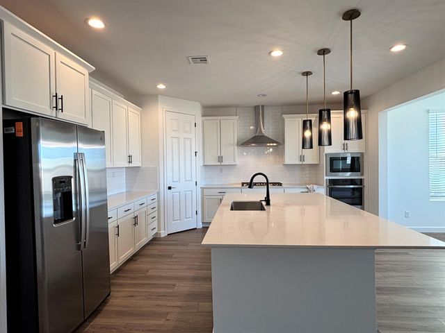 3120 Alicia Road NE, Rio Rancho, NM 87144