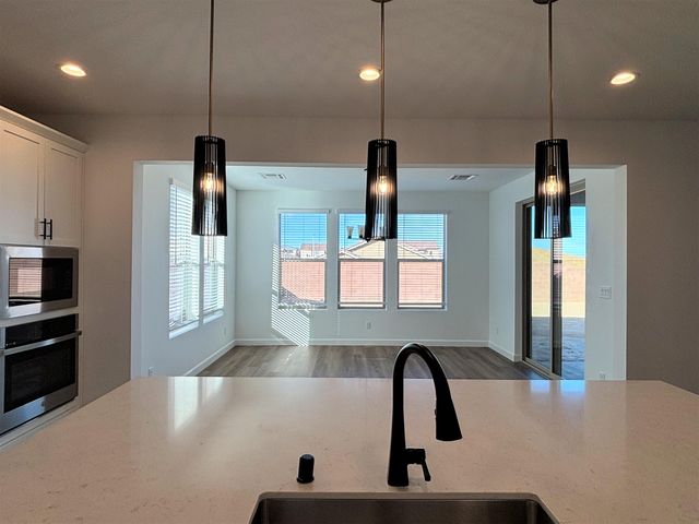 3120 Alicia Road NE, Rio Rancho, NM 87144