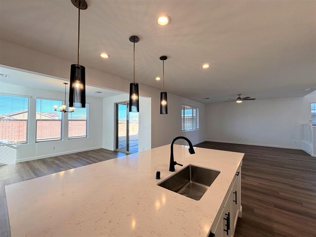 3120 Alicia Road NE, Rio Rancho, NM 87144