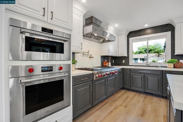 5174 Jomar Dr, Concord, CA 94521