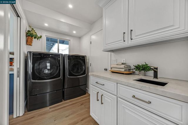 5174 Jomar Dr, Concord, CA 94521