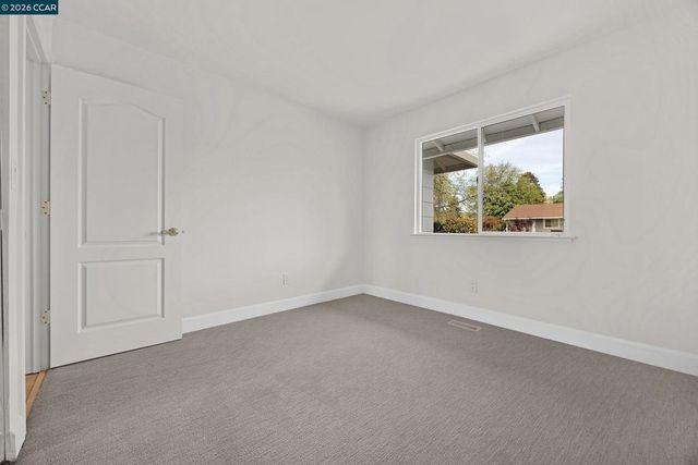 5174 Jomar Dr, Concord, CA 94521