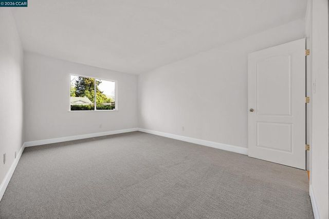 5174 Jomar Dr, Concord, CA 94521