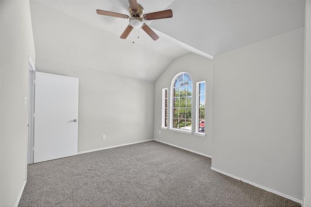 7926 Sundance Court, Baytown, TX 77521