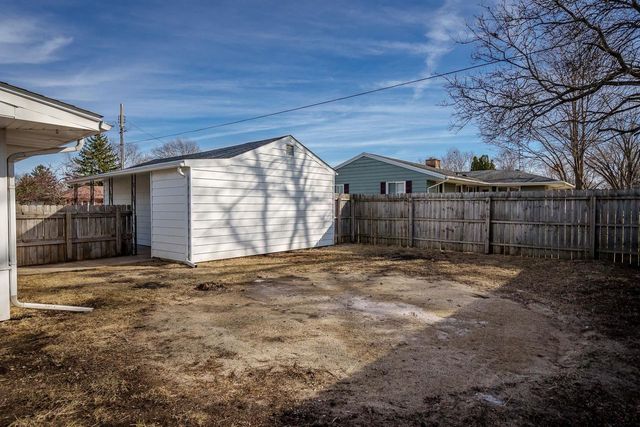 1728 Henderson Avenue, Beloit, WI 53511