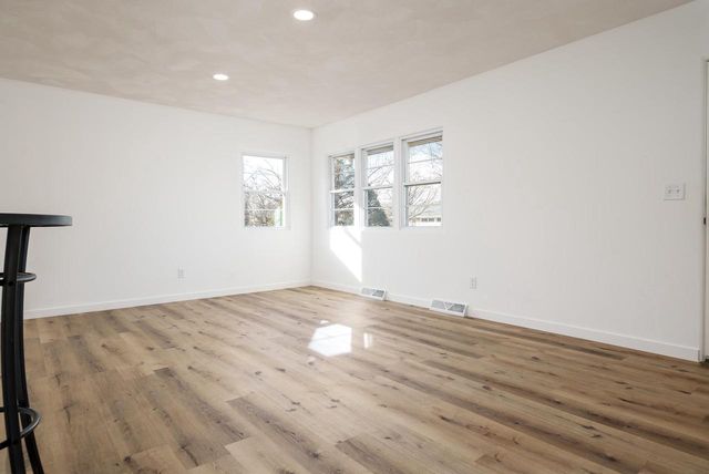 1728 Henderson Avenue, Beloit, WI 53511