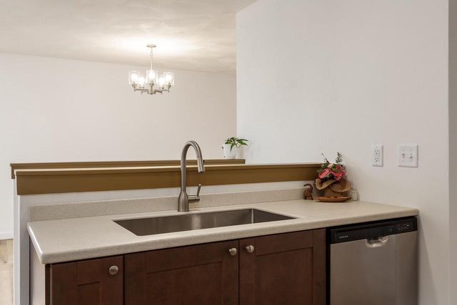 1728 Henderson Avenue, Beloit, WI 53511