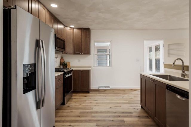 1728 Henderson Avenue, Beloit, WI 53511