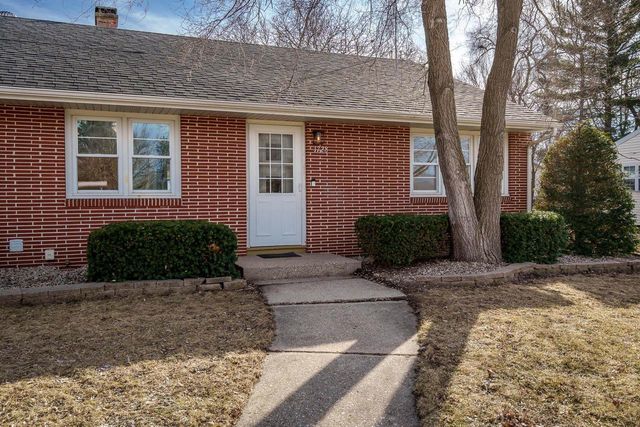 1728 Henderson Avenue, Beloit, WI 53511