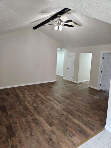 5305 Avenue M, Santa Fe, TX 77510