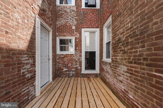 5820 N 12TH ST, Philadelphia, PA 19141